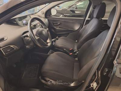 Lancia Ypsilon 5 porte S&S Hybrid Maryne Nero usata Castel Gandolfo