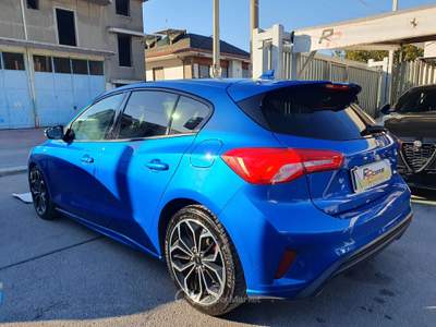 Ford Focus EcoBlue 120 CV automatico 5p. ST Line Co-Pilot Blu/Azzurro usata Sant'Egidio del Monte Albino