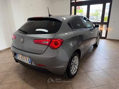 Alfa Romeo Giulietta Super Grigio usata Cellole