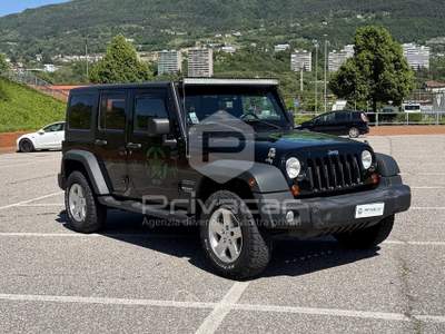 Jeep Wrangler JEEP Wrangler Unlimited 2.8 CRD DPF Sahara Nero usata Trento
