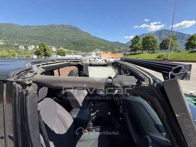 Jeep Wrangler JEEP Wrangler Unlimited 2.8 CRD DPF Sahara Nero usata Trento