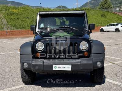 Jeep Wrangler JEEP Wrangler Unlimited 2.8 CRD DPF Sahara Nero usata Trento