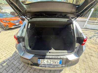 Opel Grandland unico proprietario Grigio usata Sirignano
