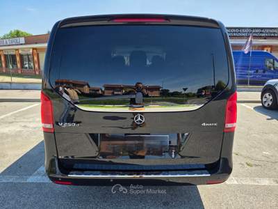 Mercedes-Benz Classe V FULL OPTIONAL IVA ESCLUSA Nero usata Leini