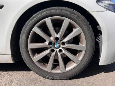 BMW Serie 5 520d BMW SERIE 5 MSPORT Bianco usata Ponsacco