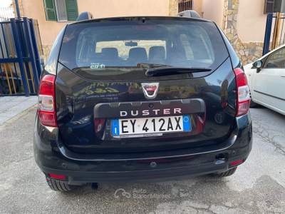 Dacia Duster 4x2 Lauréate Nero usata Napoli