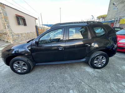Dacia Duster 4x2 Lauréate Nero usata Napoli