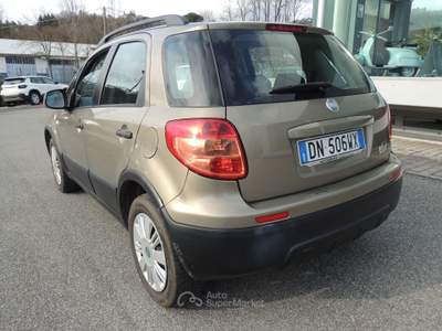 Fiat Sedici Sedici 1.9 mjt Dynamic 4x4 120cv Beige usata Brugnato