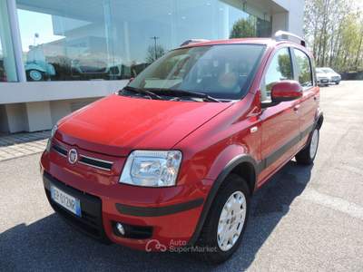 Fiat Panda Panda 1.2 Climbing 4x4 69cv my12 usata Brugnato Fiat Panda Panda 1.2 Climbing 4x4 69cv my12 usata Brugnato