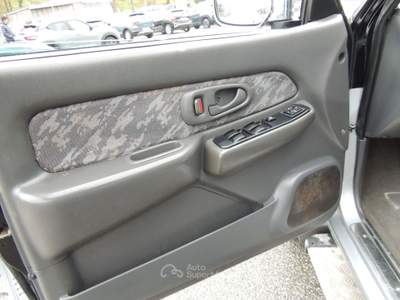Mitsubishi L200 L200 Cab d.cab 2.5 tdi GLS Air 4wd CONTOVENDITA Nero usata Brugnato