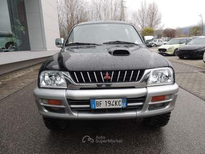 Mitsubishi L200 L200 Cab d.cab 2.5 tdi GLS Air 4wd CONTOVENDITA Nero usata Brugnato