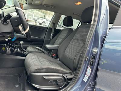 Kia Stonic 1.0 T-GDI AUTO STYLE MHEV Blu/Azzurro usata Foligno