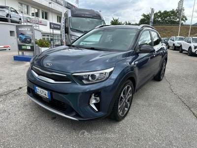Kia Stonic 1.0 T-GDI AUTO STYLE MHEV Blu/Azzurro usata Foligno