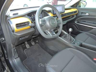 Jeep Avenger Avenger 1.2 turbo Summit fwd 100cv Nero usata Brugnato
