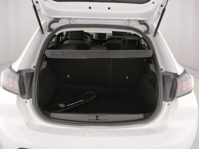 Peugeot 208 208 1.2 puretech allure 100cv eat8 Bianco usata San Zeno Naviglio