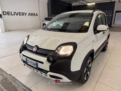 Fiat Panda  - panda 1.0 firefly hybrid cross s&s 70cv 5p.ti Bianco usata Biella