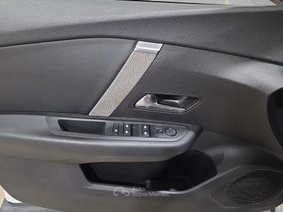 Citroen C4  1.5 bluehdi shine s&s 130cv eat8 Bianco usata Firenze