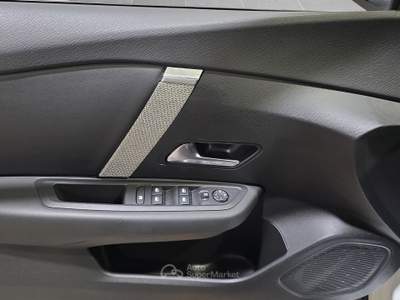 Citroen C4  1.2 puretech shine s&s 130cv Bianco usata Firenze