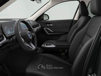 BMW iX1 eDrive 20 X-Line Pure Edition Argento usata Bussolengo