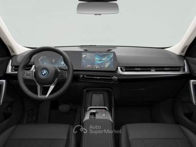 BMW iX1 eDrive 20 X-Line Pure Edition Argento usata Bussolengo