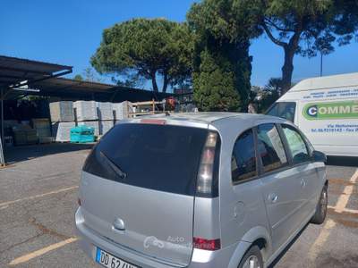 Opel Meriva UNICO PROPRIETARIO Grigio usata ANZIO