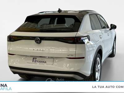 Volkswagen T-Roc  - t-roc 1.5 etsi life 115cv dsg Bianco usata Marcianise