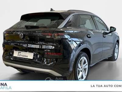 Volkswagen T-Roc  - t-roc 1.5 etsi life 115cv dsg Nero usata Marcianise