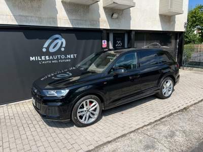 Audi Q7 50TDI GANCIO 21" VIRTUAL ACC S LINE PANO Nero usata Rubano