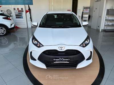 Toyota Yaris 1.5 Hybrid 5 porte Active Bianco usata Novi Ligure