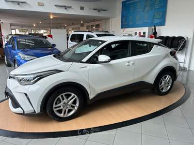 Toyota C-HR 1.8 Hybrid E-CVT Active Bianco usata Novi Ligure
