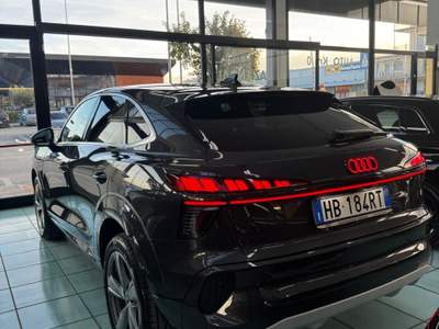 Audi Q3 AUDI Q3 SPORTBACK 35TDI KM 0 ITALIA Grigio usata San Benedetto del Tronto