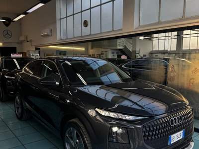 Audi Q3 AUDI Q3 SPORTBACK 35TDI KM 0 ITALIA Grigio usata San Benedetto del Tronto