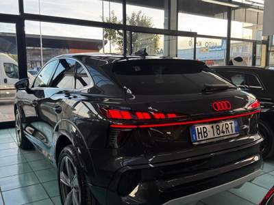 Audi Q3 AUDI Q3 SPORTBACK 35TDI KM 0 ITALIA Grigio usata San Benedetto del Tronto