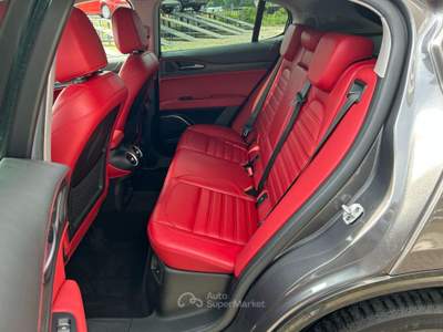 Alfa Romeo Stelvio 2.2 Turbodiesel 210 CV AT8 Q4 Ti Grigio usata Garbagnate Monastero