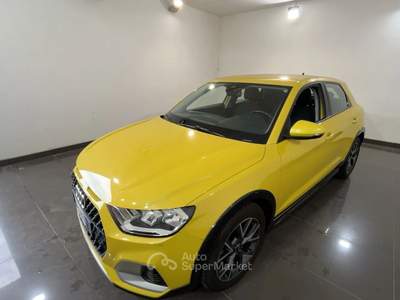 Audi A1 AUDI A1 CITYCARVER 25 1.0 TFSI ADMIRED 95CV A1 Citycarver 25 1.0 tfsi Admired 95cv Grigio usata Roma