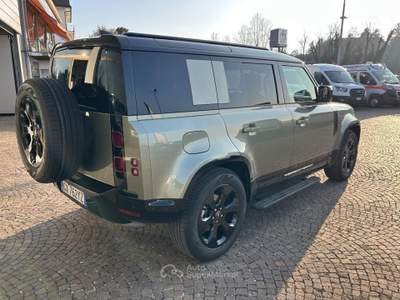 Land Rover Defender 110 3.0D I6 200 CV AWDX-Dynamic SE FOREST EDITION Verde usata Garbagnate Monastero