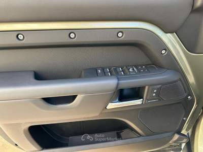 Land Rover Defender 110 3.0D I6 200 CV AWDX-Dynamic SE FOREST EDITION Verde usata Garbagnate Monastero