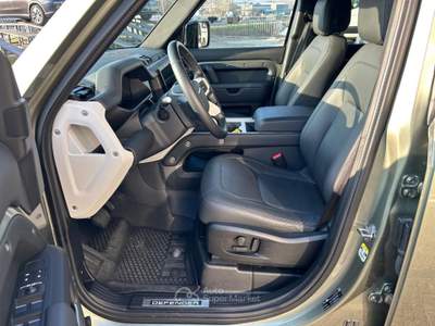 Land Rover Defender 110 3.0D I6 200 CV AWDX-Dynamic SE FOREST EDITION Verde usata Garbagnate Monastero