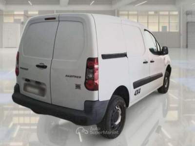 Peugeot Partner L1 1.6 BLUEHDI 100 TRACTION CONTROL 4X4 - FN338RF Bianco usata Basiliano