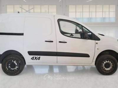 Peugeot Partner L1 1.6 BLUEHDI 100 TRACTION CONTROL 4X4 - FN338RF Bianco usata Basiliano