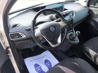 Lancia Ypsilon Ypsilon III 1.2 8v Gold s&s Bianco usata Ponte di Piave