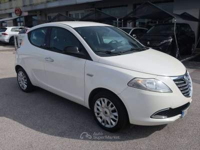 Lancia Ypsilon Ypsilon III 1.2 8v Gold s&s Bianco usata Ponte di Piave