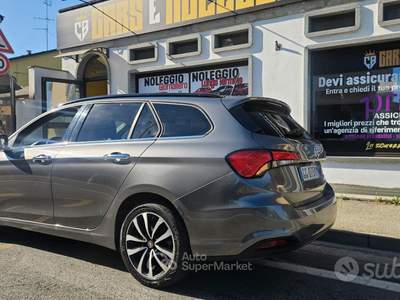 Fiat Tipo Tipo 1.6 Mjt S&S DCT SW Lounge Grigio usata Chivasso