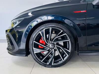 Volkswagen Golf Golf 8 GTI 2.0 TSI Black Style, ACC, Business pack, cerchi 19 Nero usata Moncalieri