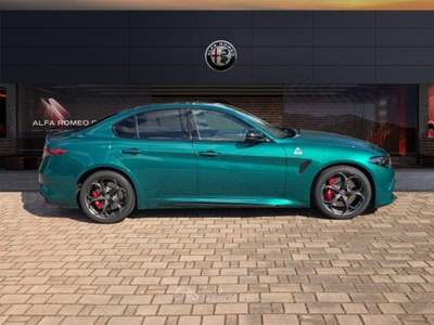Alfa Romeo Giulia 2.9 V6 Bi-Turbo AT8 Quadrifoglio Verde usata Monza