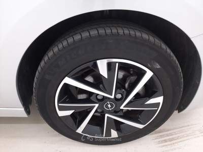 Opel Corsa Miglior prezzo garantito e consegna in pochi giorni Argento usata Reggio nell'Emilia