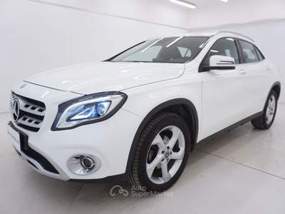 Mercedes-Benz GLA Miglior prezzo garantito e consegna in pochi giorni Bianco usata Reggio nell'Emilia