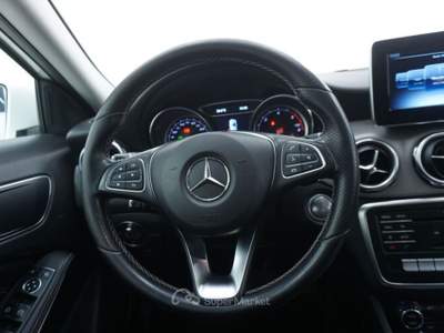 Mercedes-Benz GLA Miglior prezzo garantito e consegna in pochi giorni Bianco usata Reggio nell'Emilia