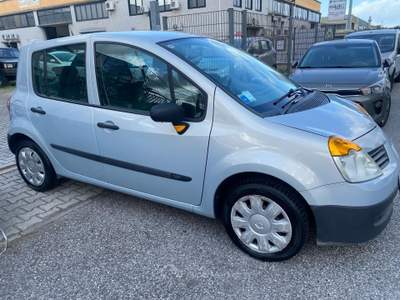 Renault Modus renault modus 1.2  dynamique  soli km 98000 Grigio usata ROSIGNANO MARITTIMO