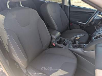Ford Focus Business 1.6 TDCi 115CV 5p.Titanium Bs. Blu/Azzurro usata Barletta